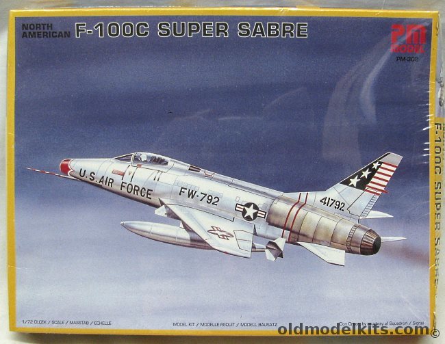 PM Model 1/72 North American F-100C Super Sabre, PM-302 plastic model kit
